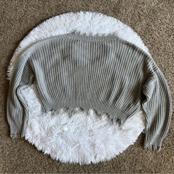 Zaful Sweater Raw Hem Fringe Long Sleeve Vneck Womens Medium - Picture 2 of 8